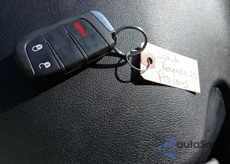 2022 Jeep Renegade Sport 4X4 z USA, uszkodzony, nr VIN ZACNJDA17NPN52711